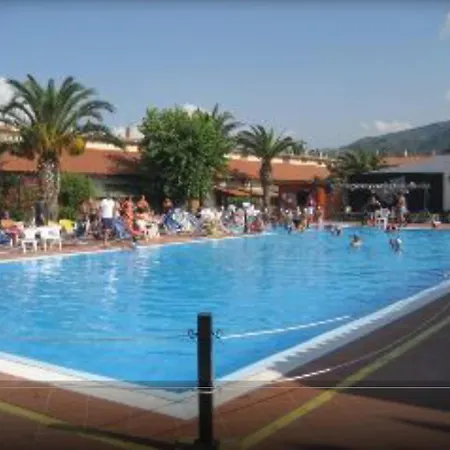 Hotel apartamentowy La Tonnara Di